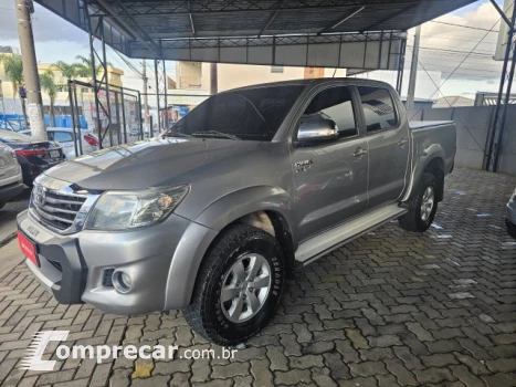 Toyota HILUX - 2.7 SRV 4X2 CD 16V 4P AUTOMÁTICO 4 portas