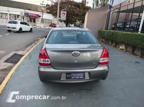 ETIOS 1.5 X Plus Sedan 16V