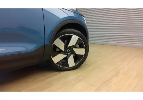 C40 P8 RECHARGE TWIN ELECTRIC ULTIMATE AWD