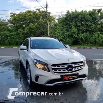 Mercedes-Benz GLA200FF STY 5 portas