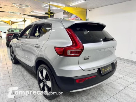 XC40 T5 MOMENTUM