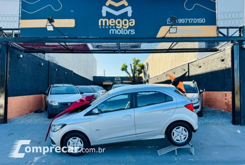 CHEVROLET ONIX 1.0 Plus LT 4 portas