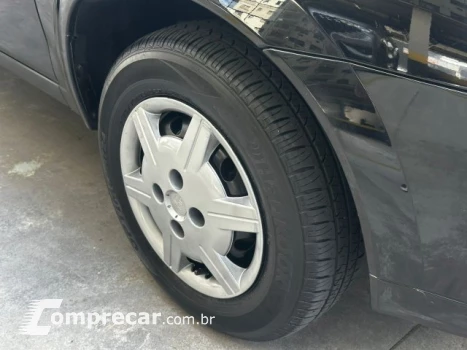 CLASSIC - 1.0 MPFI LS 8V 4P MANUAL