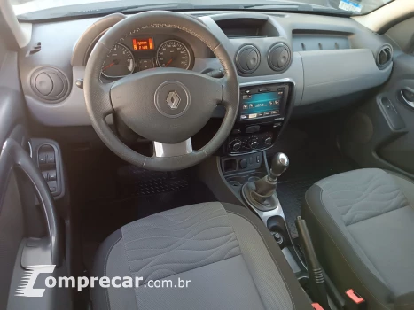 Renault DUSTER 2.0 16V Dynamique 4 portas