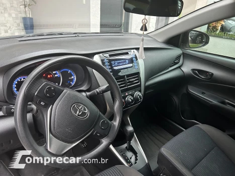 YARIS 1.5 16V Sedan XL Live