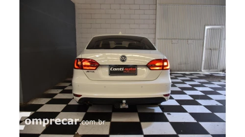 JETTA - 2.0 COMFORTLINE 4P MANUAL