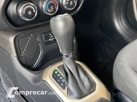 RENEGADE 1.8 16V Sport