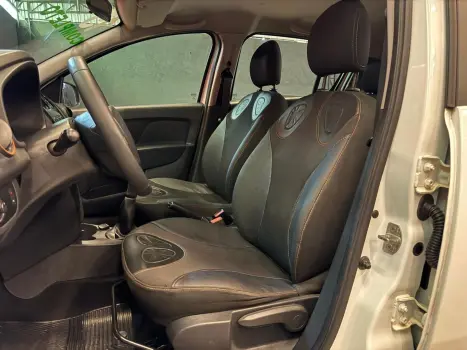 Sandero 1.6 STEPWAY 8V FLEX 4P MANUAL