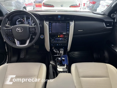 HILUX SW4 2.8 D-4d Turbo Diamond 7L