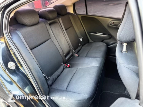 CITY Sedan LX 1.5 Flex 16V 4p Aut.