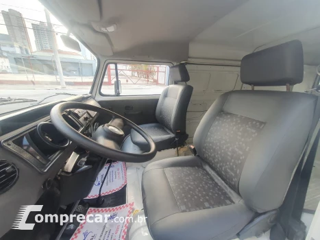 VOLKSWAGEN KOMBI 1.4 MI FURGÃO 8V