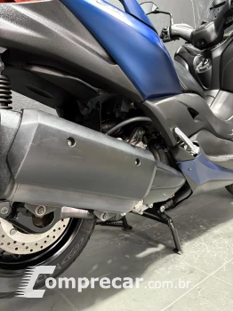 XMAX 250 ABS