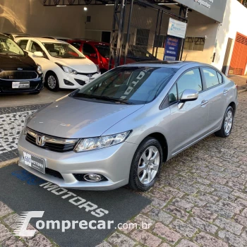 Honda Civic Sedan EXS 1.8/1.8 Flex 16V Aut. 4p 4 portas