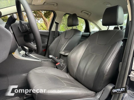 FOCUS 2.0 TITANIUM SEDAN 16V FLEX 4P POWERSHIFT