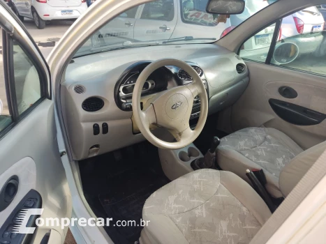 QQ 1.1 MPFI 16V