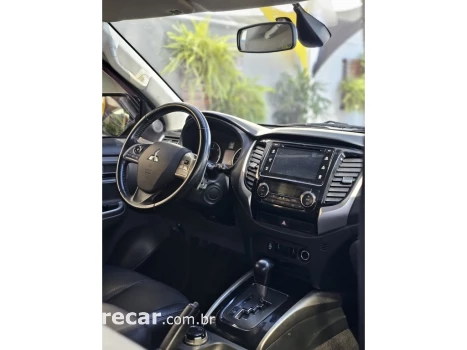 L200 TRITON 2.4 16V TURBO DIESEL SPORT HPE TOP CD 4P 4X4 AUT