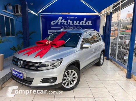 Volkswagen TIGUAN 4 portas
