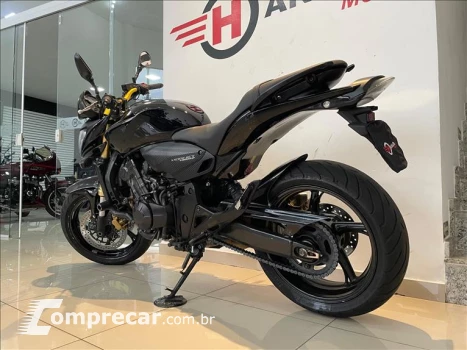 CB 600F HORNET