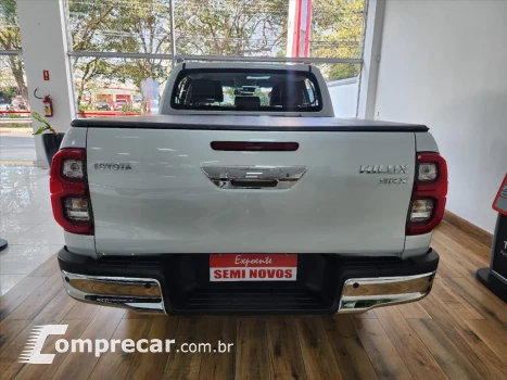 HILUX 2.8 D-4D TURBO DIESEL CD SRX 4X4 AUTOMÁTICO