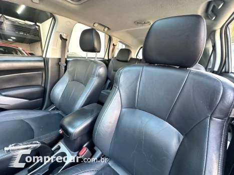 OUTLANDER 3.0 GT 4X4 V6 24V Nova