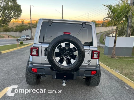 WRANGLER 2.0 TURBO GASOLINA SAHARA 4P 4X4 AT8