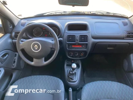 Renault Clio Expression 1.0 16v 4 portas