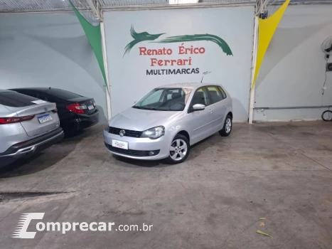Volkswagen POLO 1.6 MI 8V E 4 portas