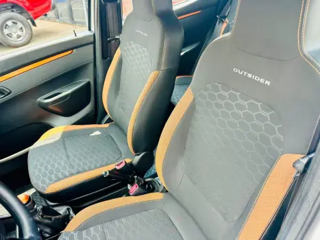 KWID OUTSIDER 1.0 Flex 12V 5p Mec.