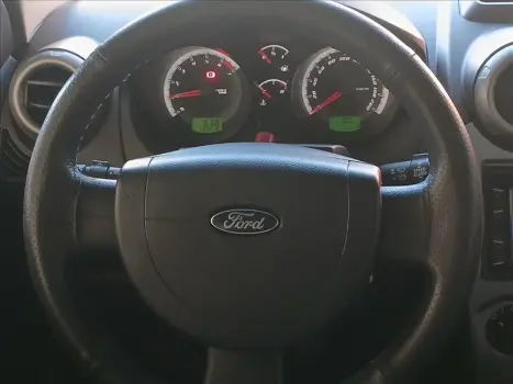 FIESTA 1.6 MPI Class Sedan 8V