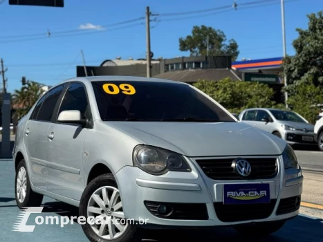POLO SEDAN - 1.6 MI COMFORTLINE 8V 4P MANUAL