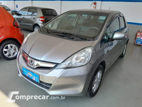 Honda Fit LX 4 portas