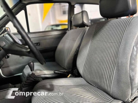 VOYAGE 1.8 GL 8V ÁLCOOL 2P MANUAL