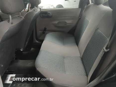 CLASSIC - 1.0 MPFI LS 8V 4P MANUAL