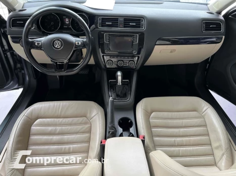 JETTA 2.0 TSI HIGHLINE 211CV GASOLINA 4P TIPTRONIC