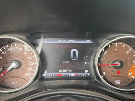 TORO 2.0 16V Turbo Volcano 4WD AT9