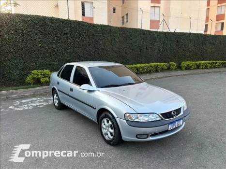 CHEVROLET VECTRA 2.2 MPFI GLS 8V 4 portas