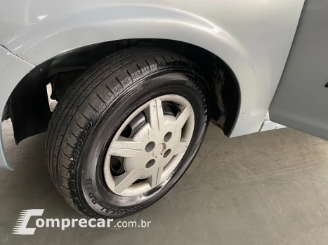 CELTA 1.0 MPFI Life 8V