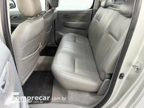 HILUX 2.4 4X4 CD 8V