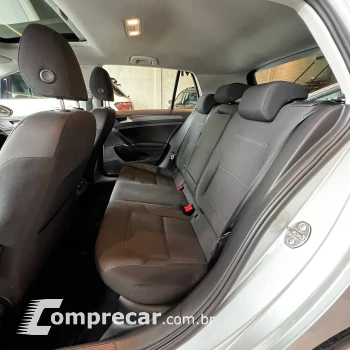 Golf Comfort. 200 TSI 1.0 Flex 12V Aut.