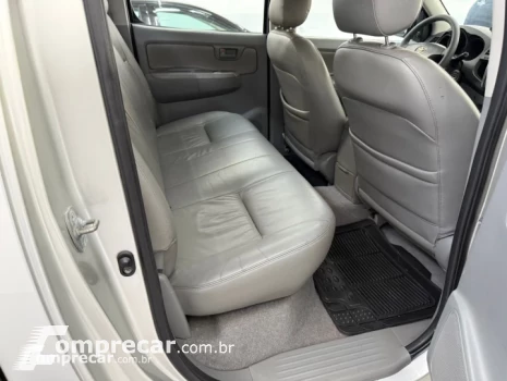 HILUX 2.4 4X4 CD 8V