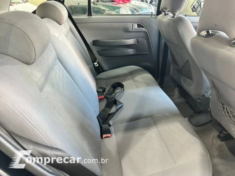 Spacefox 1.6 Mi 8V Flex 4P Manual