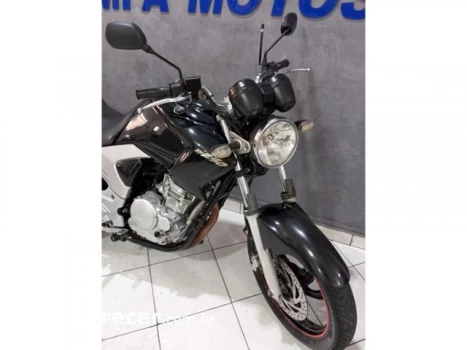 YS 250 FAZER - Street