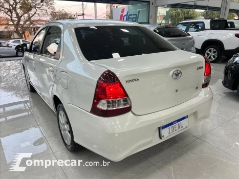 ETIOS 1.5 X PLUS SEDAN 16V FLEX 4P AUTOMÁTICO