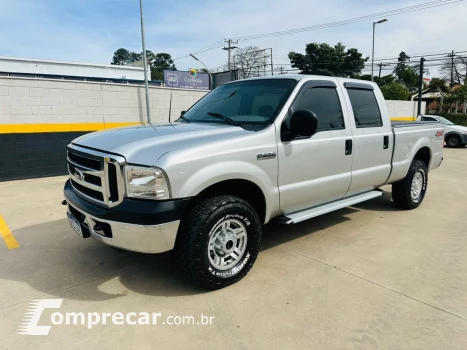 FORD F-250 3.9 4P XLT CABINE DUPLA DIESEL 4 portas