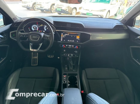 Audi i Q3 2.0 performance black quattro 4 portas
