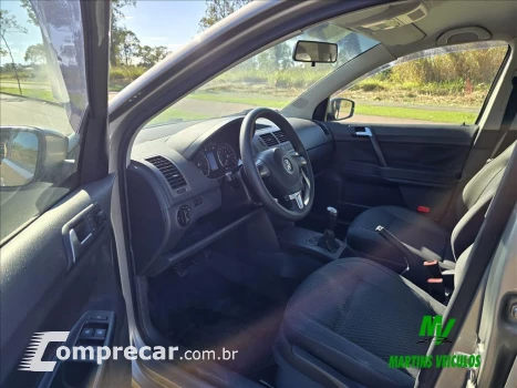 POLO SEDAN 1.6 MI Comfortline 8V