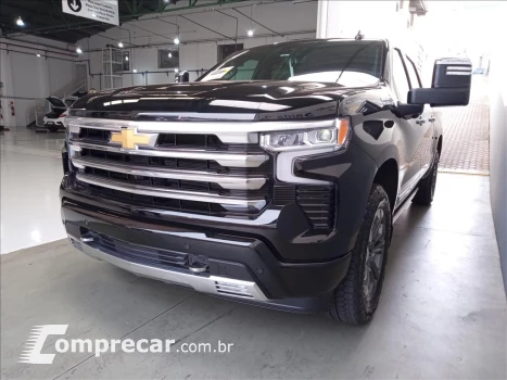 CHEVROLET SILVERADO 5.3 V8 GASOLINA 1500 HIGH COUNTRY 4X4 A 4 portas