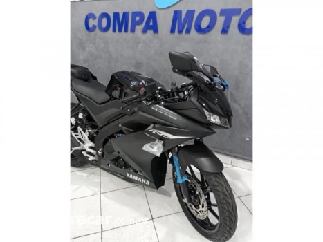 R15 ABS - Street