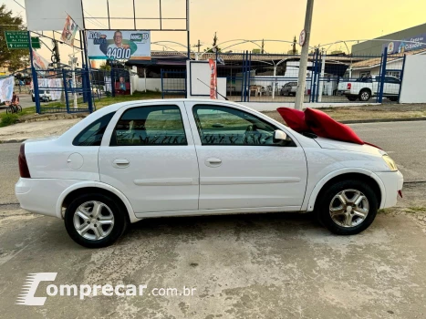 Corsa Sedan 1.8 4P PREMIUM FLEX