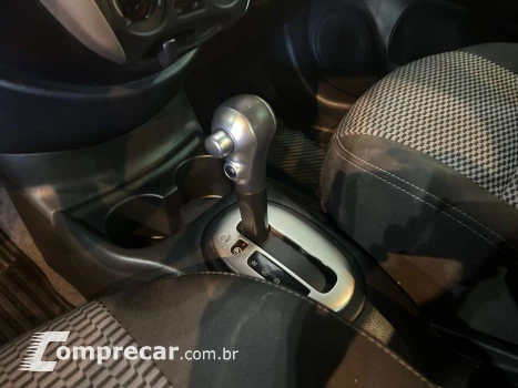 VERSA SV 1.6 16V FlexStart 4p Aut.